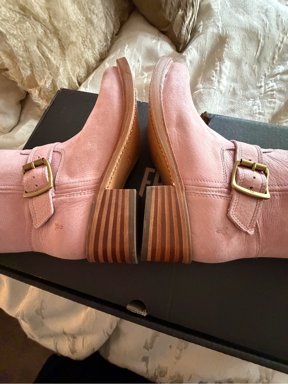 Frye Exclusive (anthro) Campus
Buckle Boots NWT & box size 9.5 - Picture 12 of 16